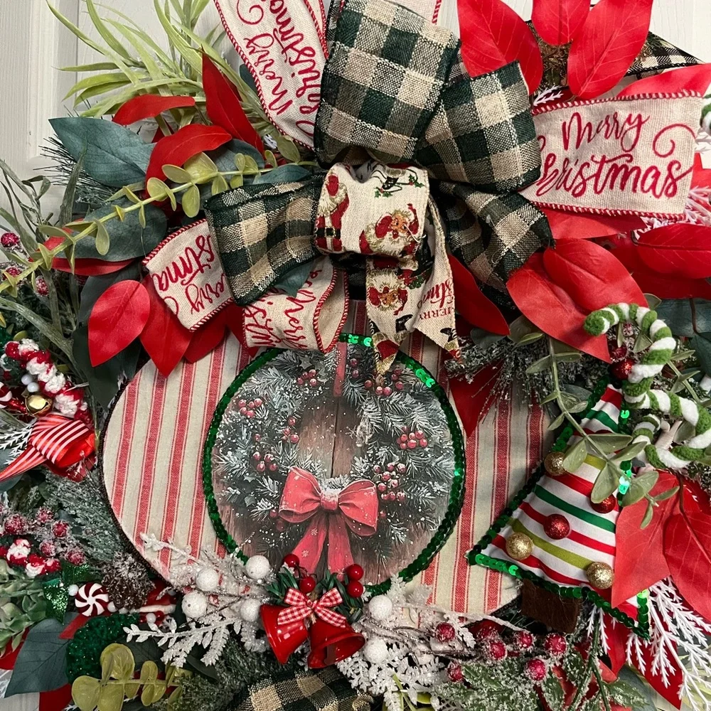 Charming Holiday Wreath with Red and Green Accents